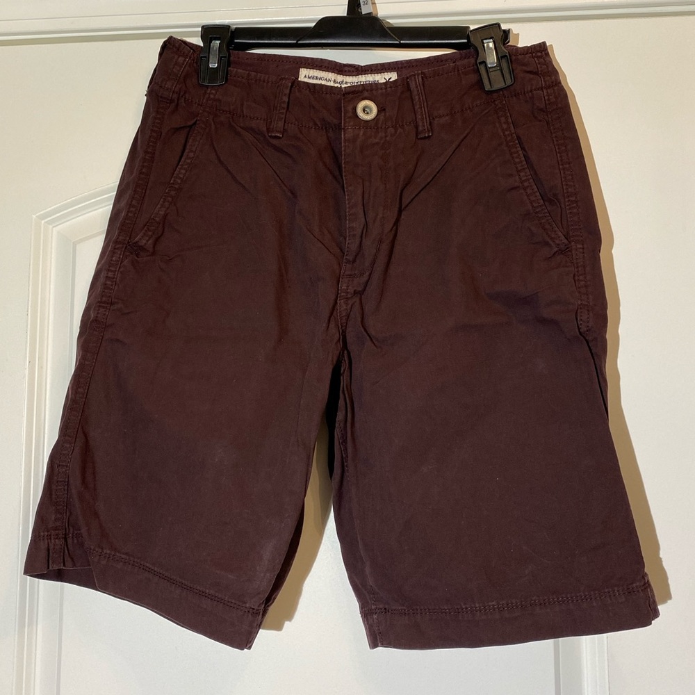 Men’s American Eagle classic fit shorts size 30